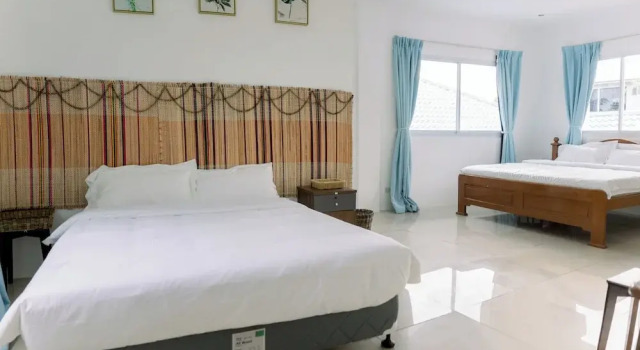 Standardowy czteroosobowy rodzinny pokój i balkonem 8 Plus Beach Resort