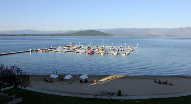 Seasons at Sandpoint, Забронировать Отель Сандпойнт Schweitzer Mountain