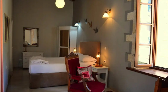 Люкс Deluxe с видом на город Erietta Suites