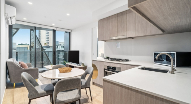 Апартаменты с 2 комнатами с балконом Realm Apartments by CLLIX
