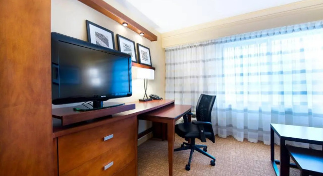 Номер Standard Courtyard by Marriott Mississauga-Airport Corporate Centre West
