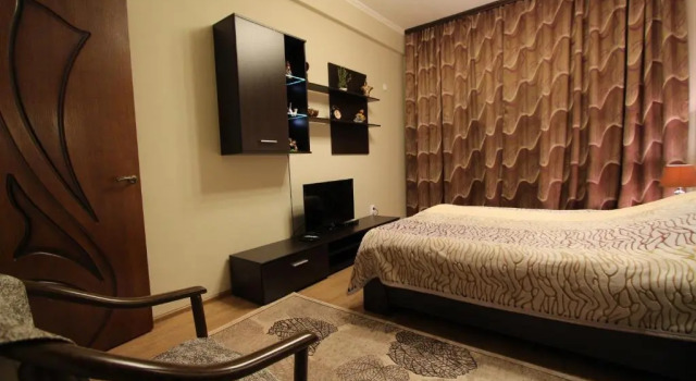 Апартаменты Nadezhda Apartments on Kazybek bi st