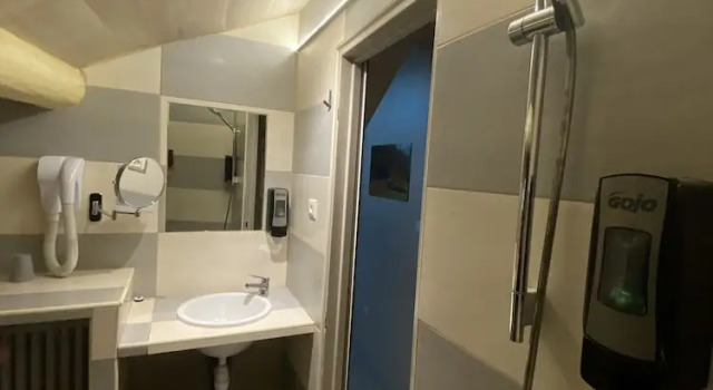 Номер Standard Le Strasbourg Hotel