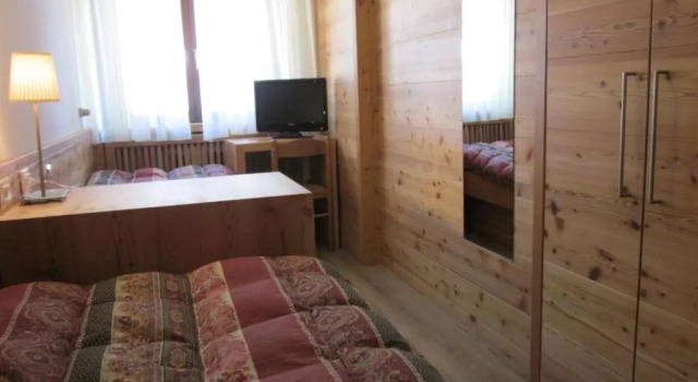 Полулюкс Hotel Garni Arnica ***S