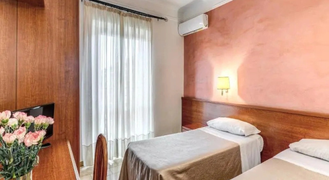 Двухместный номер Standard с балконом Hotel Millerose