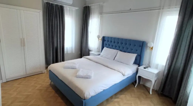 Verna Hotel