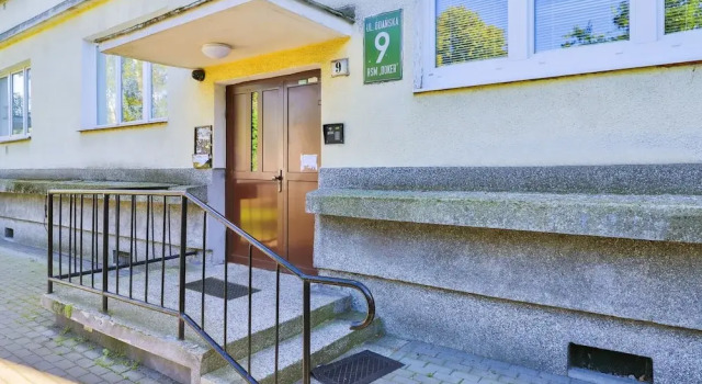 Apartment Gdańska Brzeźno by Renters, Varaa Huoneisto Hotellit Pommeri pysäköinnillä, Pysäköinti