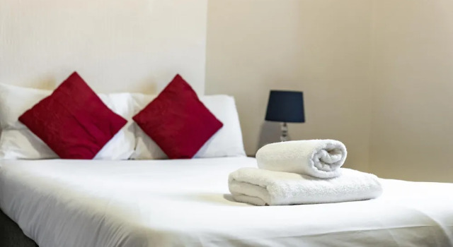 Четырёхместный семейный номер Standard The Royal Hotel Crewe, A BRILLIANT Collection