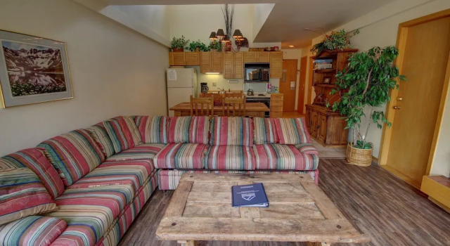 Liftside 402 by SummitCove Vacation Lodging