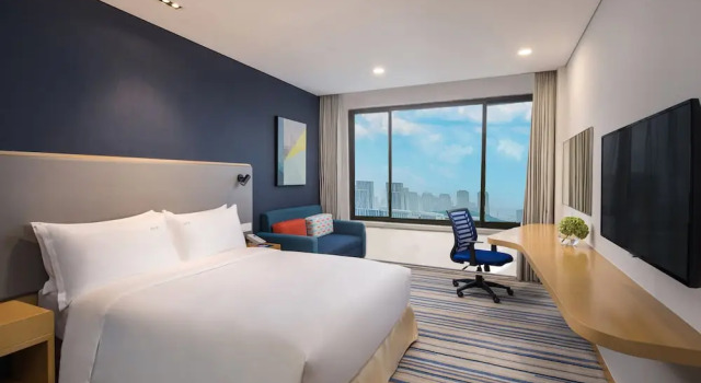 Двухместный номер Standard с видом на город Holiday Inn Express Wuxi Taihu New City by IHG