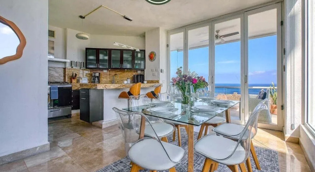 Номер Standard Corner 2 BR Condo - Spectacular Oceanview Sunsets