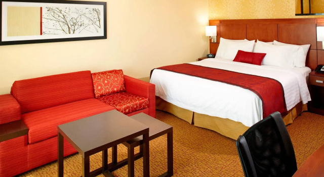 Courtyard by Marriott Pittsburgh Washington Meadow Lands, Rezerwuj Hotel Hotele w Washington z basenem, Basen