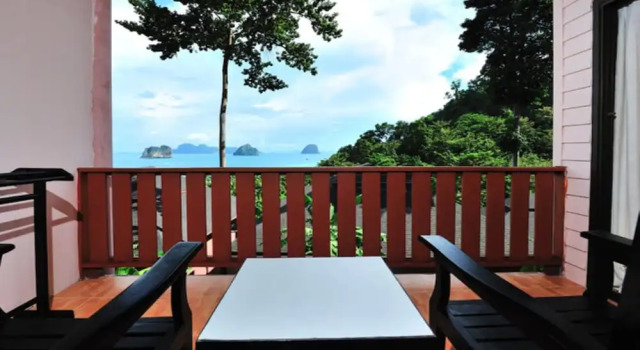 Люкс Koh Ngai Cliff Beach Resort