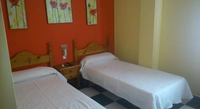 Hostal El Camionero, Забронировать Отель Недорогие отели Badajoz Province, недорого