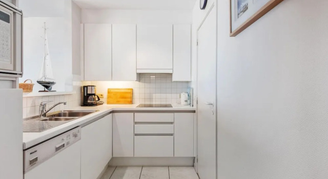 Royal 201 Seafront Apartment in a top Location, Rezerwuj Apartament Hotele w Bruksela z parkingiem, Parking