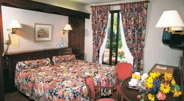 Aux Meublés du Manoir, Забронировать Апарт-отель Апарт-отели Овернь-Рона-Альпы, Апарт-отель