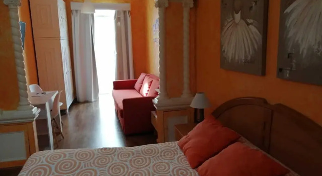 Hospedaje Menendez Pelayo, Забронировать Гостевой дом Гостевые дома Сантандера, рядом с Музей модернистского и современного искусства Сантандера и Кантабрии, Гостевой дом