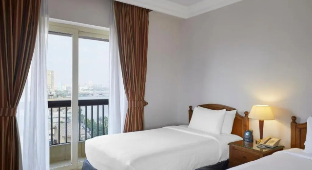 Люкс Nile Отель Hilton Cairo Zamalek Residences