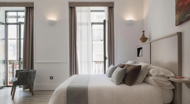 Люкс Puerta Catedral Holiday Suites