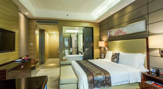 Двухместный номер Standard Crowne Plaza Shenzhen Longgang City Centre by IHG