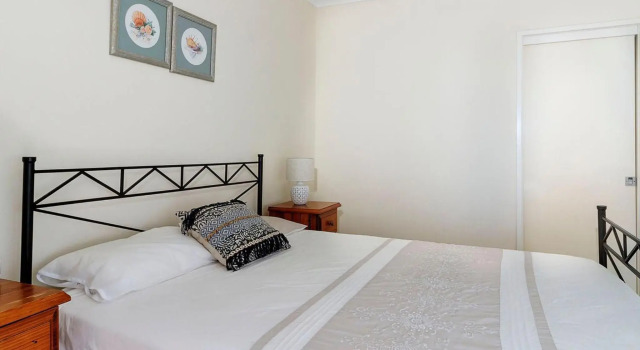 Nautilus 6 Beach Front Bliss, Забронировать Отель Отели Хокс-Нест с бассейном, Бассейн