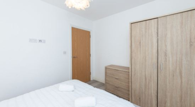 Ibex House Free Parking 2bed Fully Equipped Flat, Rezervați Apartament Hoteluri în Reading cu parcare, aproape de Reading Train Station, Parcare