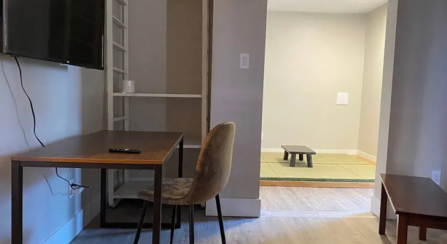 Newly Renovated 1br1ba With Asian Style, Rezerwuj Pensjonat Pensjonaty w Alberta, Pensjonat