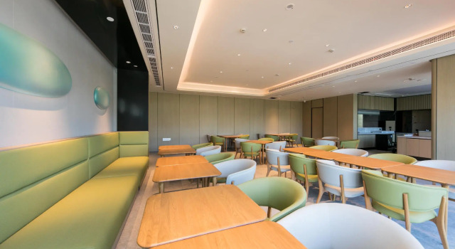 Ji Hotel Quzhou Longyou, Book Hotel Hoteller i Quzhou med parkering, Parkering
