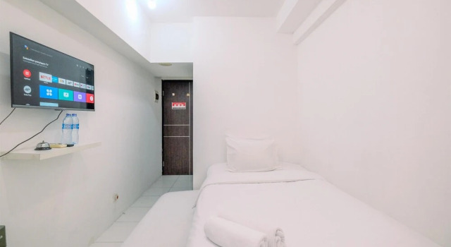 Studio Simply Look Studio At Mont Blanc Bekasi Apartment