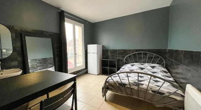 07 - Chambre proche Paris et Transports avec TV WIFI, Boek Hotel Saint-Denis Seine-Saint-Denis