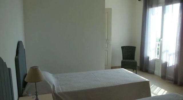 Residence Castugna, Varaa Hotelli Cargèse 