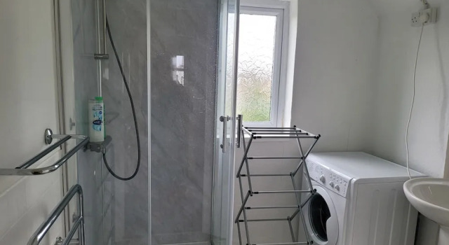 Apartment - Sleeps 2 - Parking - Near Station, Varaa Huoneisto Asunnot kohteessa Merseyside, Huoneisto