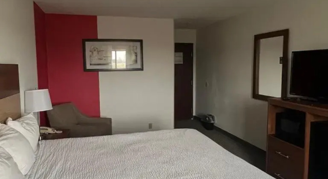 Howard Johnson Express Inn - Effingham, Забронировать Отель Эффингхем Иллинойс