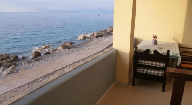 Апартаменты House next to the sea side