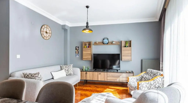 Stylish Apartment in Moda near Popular Attractions with Balcony, Boek Appartement Kadıköy 