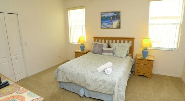 4 Bed Pool Home On Golf Community 1254, Buchen Sie Ferienhaus Hotels in Four Corners mit Pool, Schwimmbad