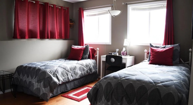 Serenity Hillside B&B, Reserva ahora Bed & breakfast de Cremona Alberta