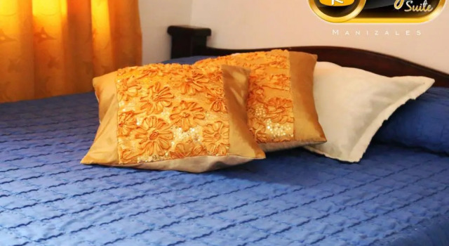 Четырёхместный номер Standard Hotel Royal Suite