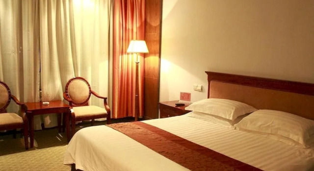 Jin Long Hua Ting Business Hotel, Забронировать Отель Сучжоу Китай