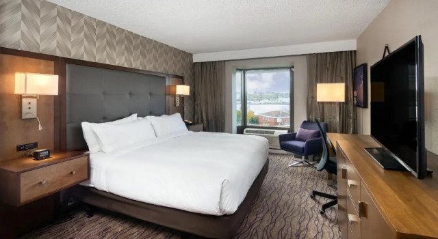 Номер Standard DoubleTree by Hilton Halifax Dartmouth