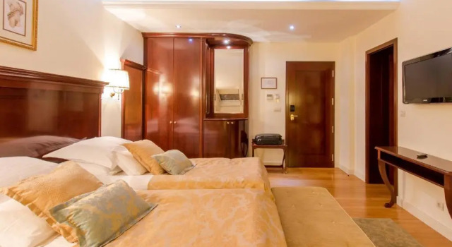 Двухместный номер Standard Hotel President Solin