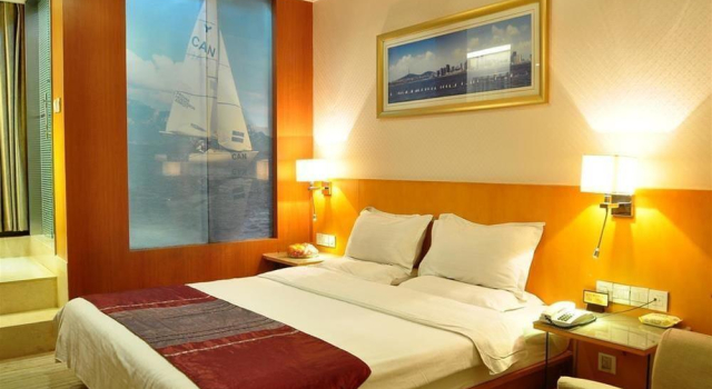 Zhongjin Holiday Hotel Qingdao, Prenota Hotel Hotel a Shandong con parcheggio, Parcheggio