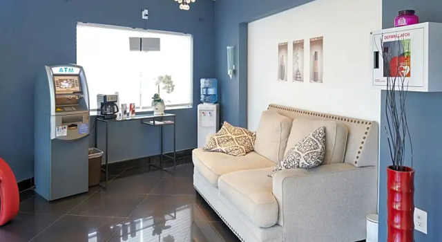 OYO Hotel Coral Gables - Miami Airport