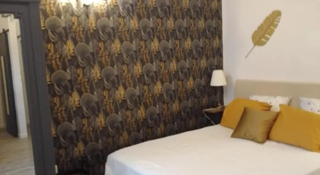Le George Sand Elegant Studio Coeur Historique (Adults Only), Забронировать Апартаменты/квартира Отели Бурж с парковкой, рядом с Музей провинции Берри, Парковка