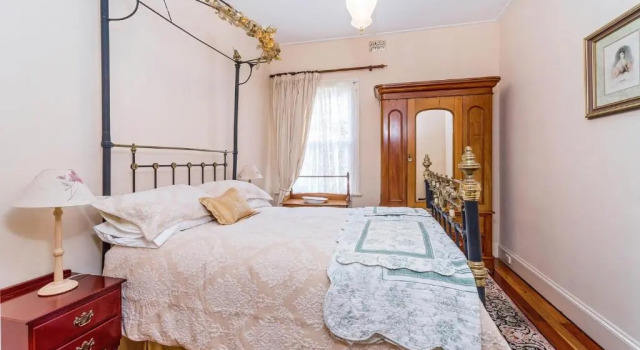 Eliza 1875 Red Brick Duplex Townhouse