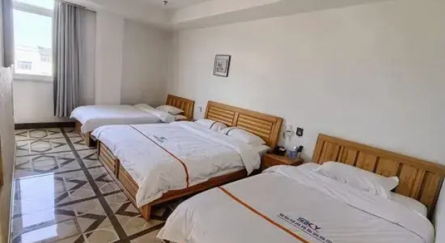 Трёхместный семейный люкс Intercity shangkeyou chain hotel