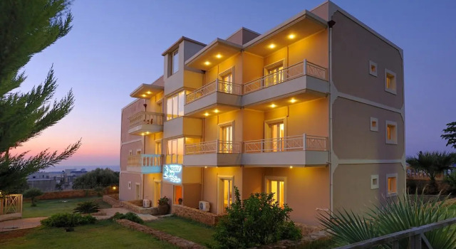Notos Heights Hotel & Suites