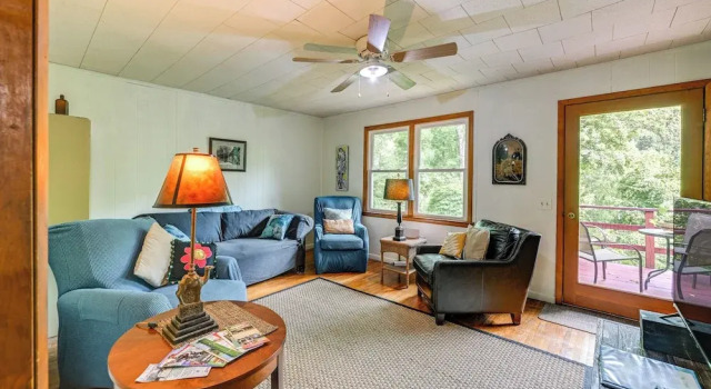 Коттедж Affordable, Artsy, Unique! Blue Ridge Mtn-view Gem