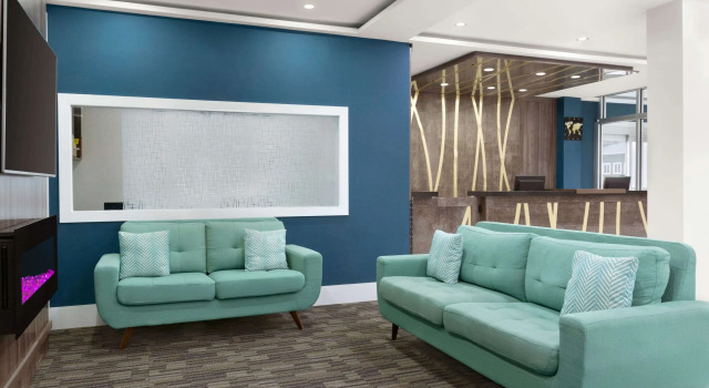 Days Inn by Wyndham Saint John, Забронировать Отель Отели River Valley с бассейном, Бассейн