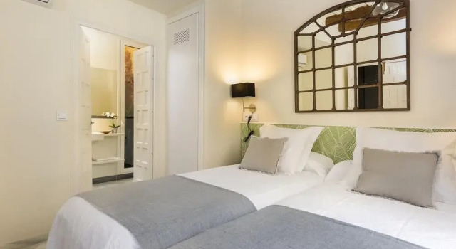 Genteel Home Galera Terrace, Забронировать Отель Отели Севильи 3 звезды, рядом с Музей CaixaForum Sevilla, 3*